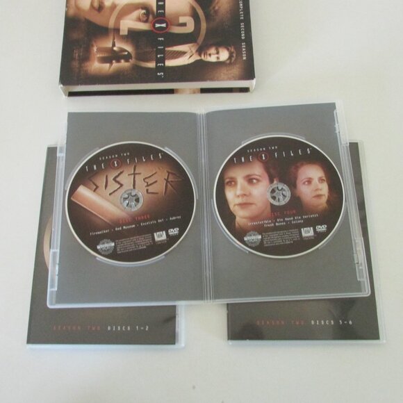 DVD The X Files Series 1, Series 2, Series 3 & Series 4 - Picture 9 of 16